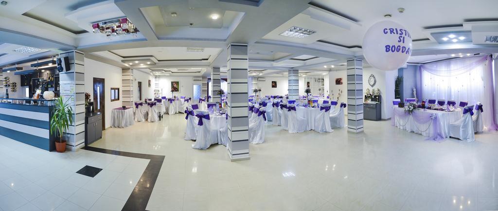 Motel - Restaurant Leon Bacău Exteriér fotografie